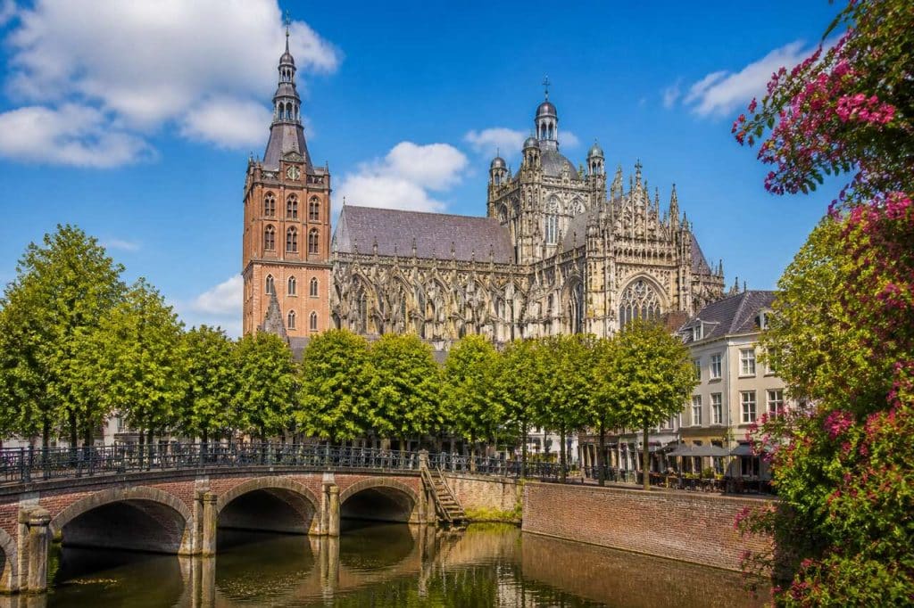 Flâneries artistiques à travers les chefs-d'œuvre de Den Bosch