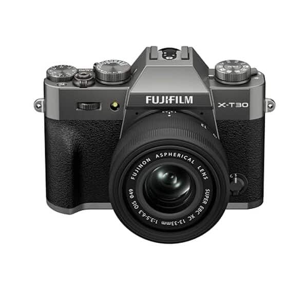 Découvrez notre test détaillé du Fujifilm X-T30 III et de son kit 18-55 mm OIS : performances, qualité d'image et verdict complet pour les photographes amateurs. 