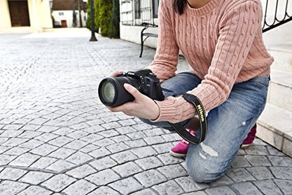 Découvrez notre test détaillé du Nikon D7500 avec l'objectif AF-S DX NIKKOR 18-140 VR : qualité d'image, ergonomie et performances en conditions réelles.