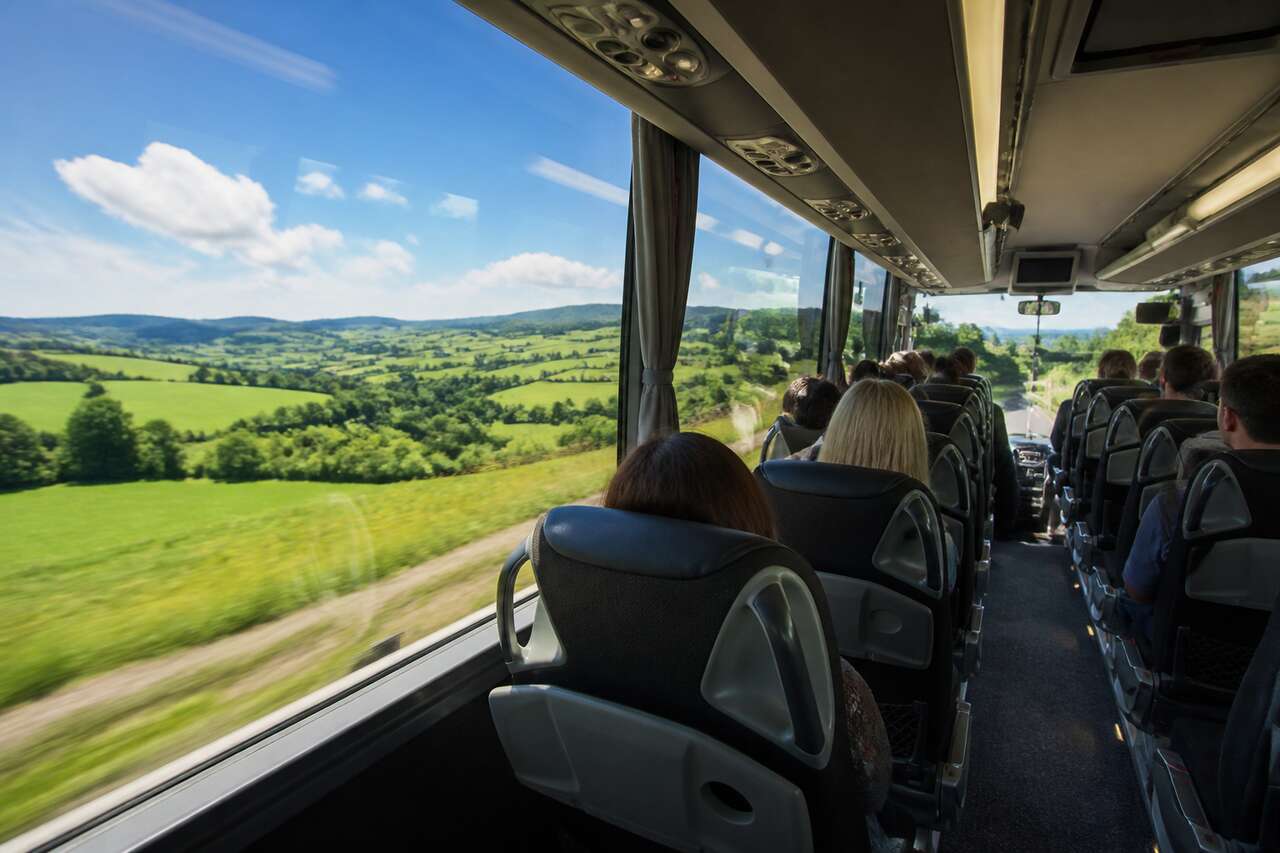 Pourquoi choisir le bus pour explorer la campagne Pourquoi choisir le bus pour explorer la campagne